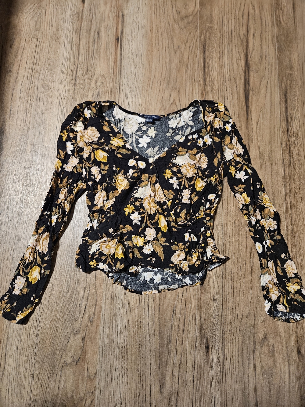 American Eagle Outfitters Black Floral V-Neck Peplum Top